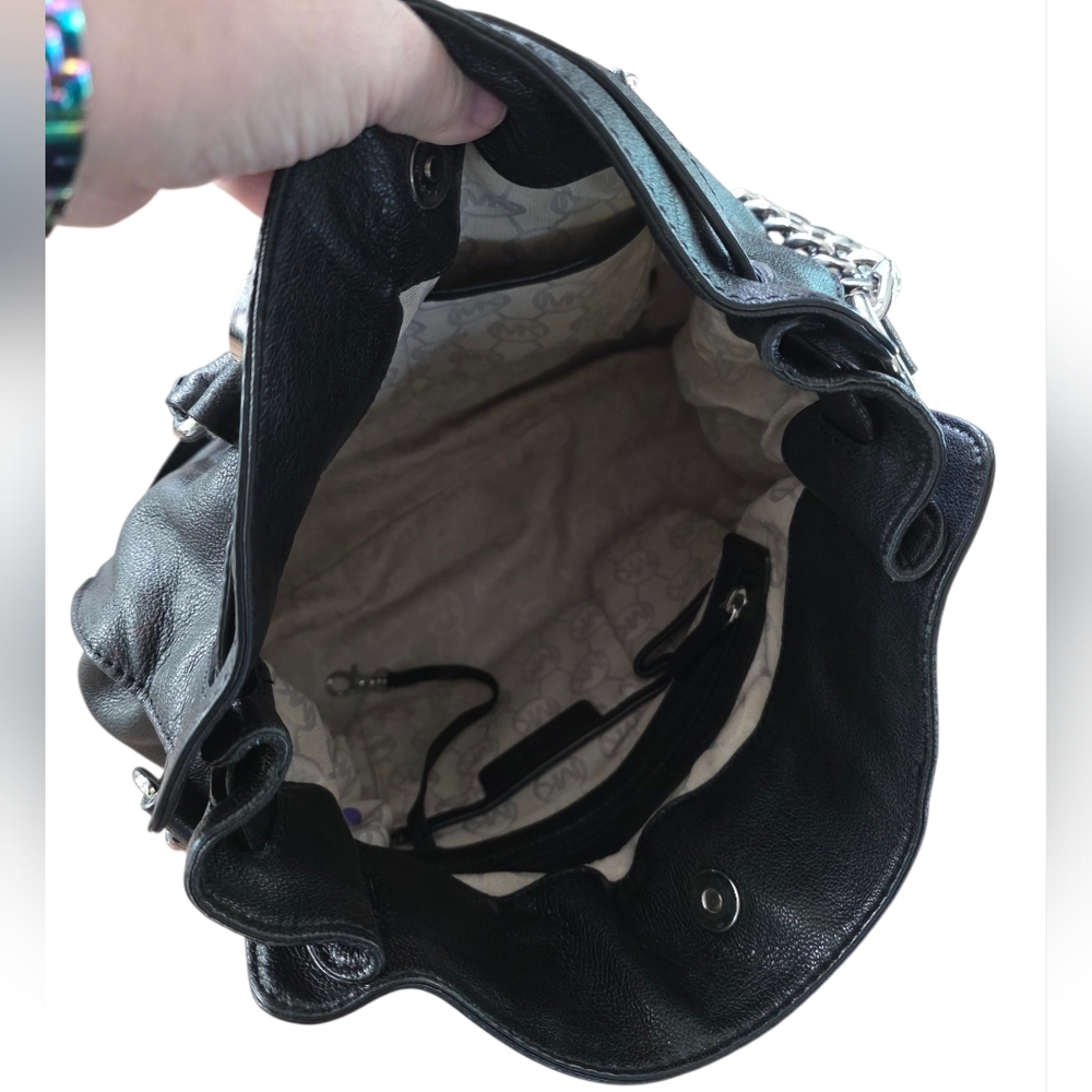Michael Kors Black Hamilton Tote Bag - Picture 6 of 16